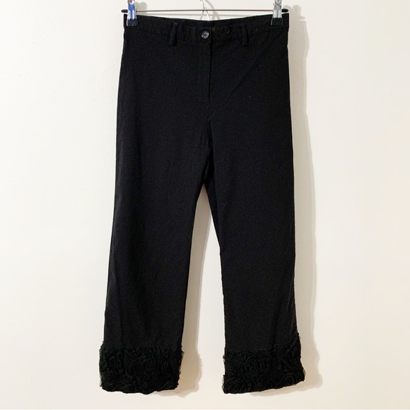 Nally & Millie Pants - Nally & Millie Cropped Straight Leg Pants Floral Ribbon Cuff Flat Front Black ⬛️